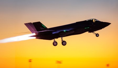 F 35