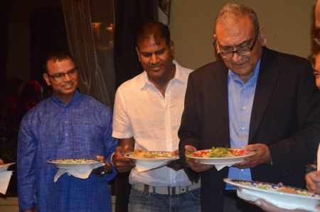 Justice Markandey Katju joining others to break roza during Ramadan